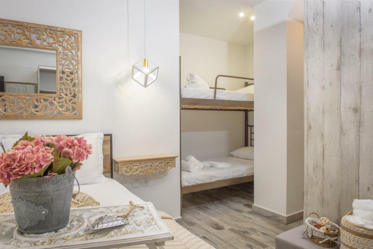 Meltemi Luxury Apartments Nea Roda Buitenkant foto